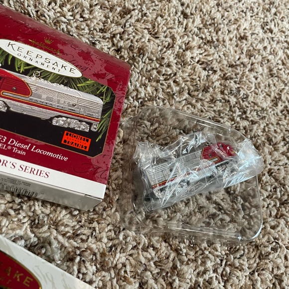 NWT hallmark train ornaments - Picture 7 of 12